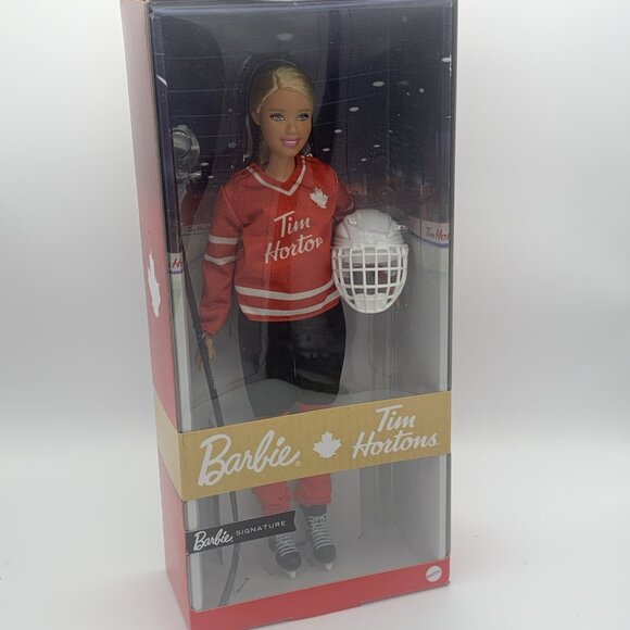 2020 Barbie Signature Doll Tim Hortons Hockey Canada New In Box! - Picture 2 of 9